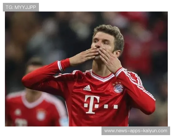 曼城逼近欧冠八强，哈兰德与德布劳内齐心协力