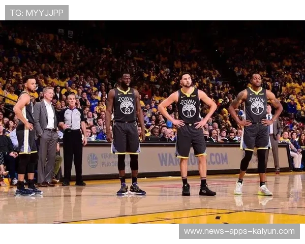 篮网核心发挥出色，提前锁定季后赛位置，篮网锁定季后赛 视频